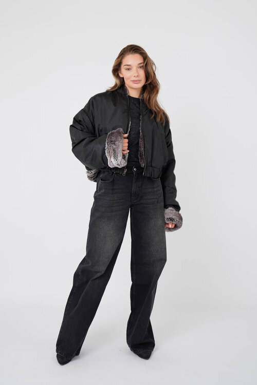 EST'SEVEN Graue Kunstpelzjacke