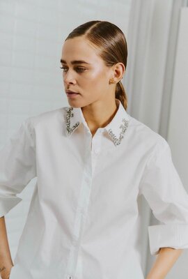 WITHBLACK Weiße Bluse