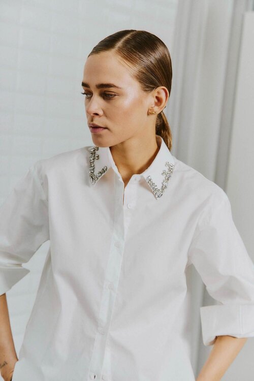 WITHBLACK Weiße Bluse
