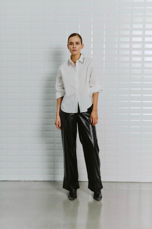 WITHBLACK Weiße Bluse