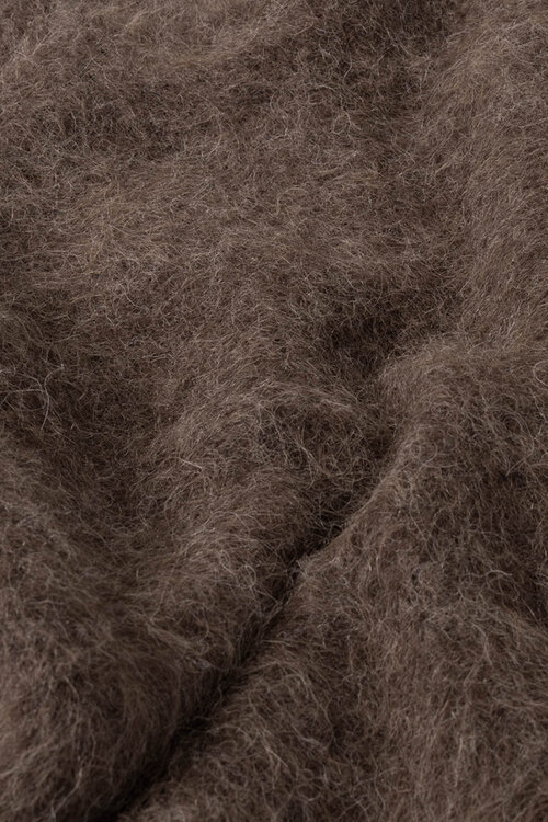 10Days Dunkler Trüffel haariger Strickpullover Falten