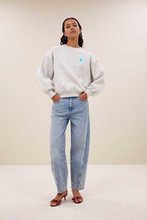 By Bar Hellgrauer Pullover