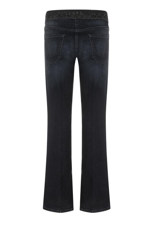 Cambio Dunkel verwendet Philia Flared