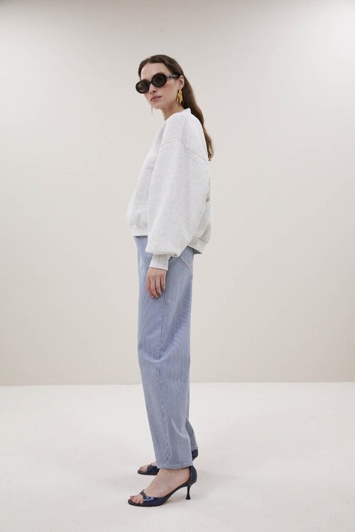 By Bar Hellgrauer Pullover