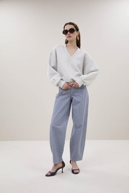 By Bar Hellgrauer Pullover