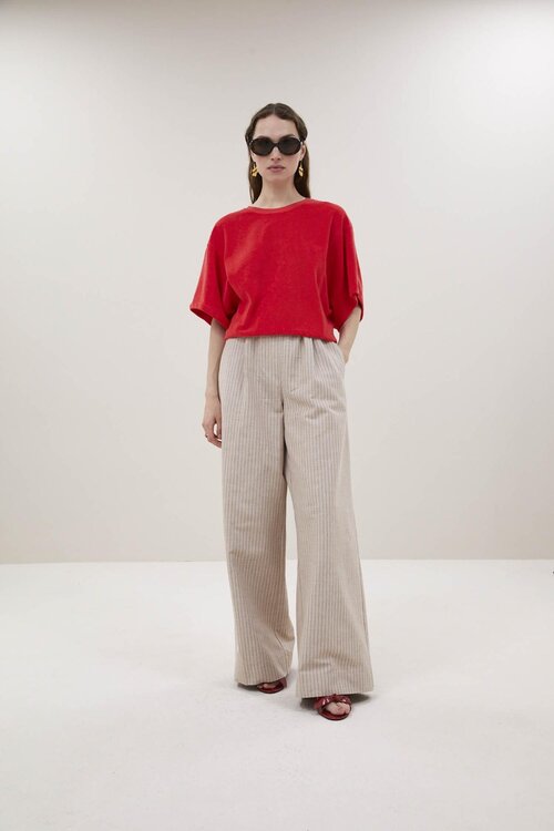 By Bar Roter Pullover