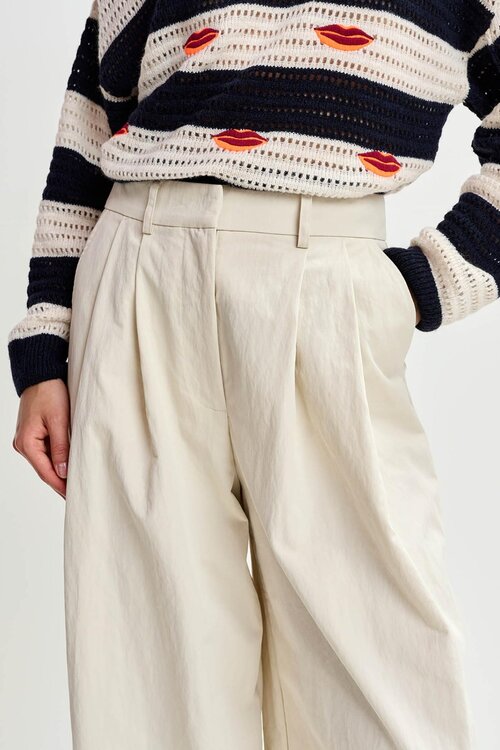 Essentiel Antwerp Off White Hose