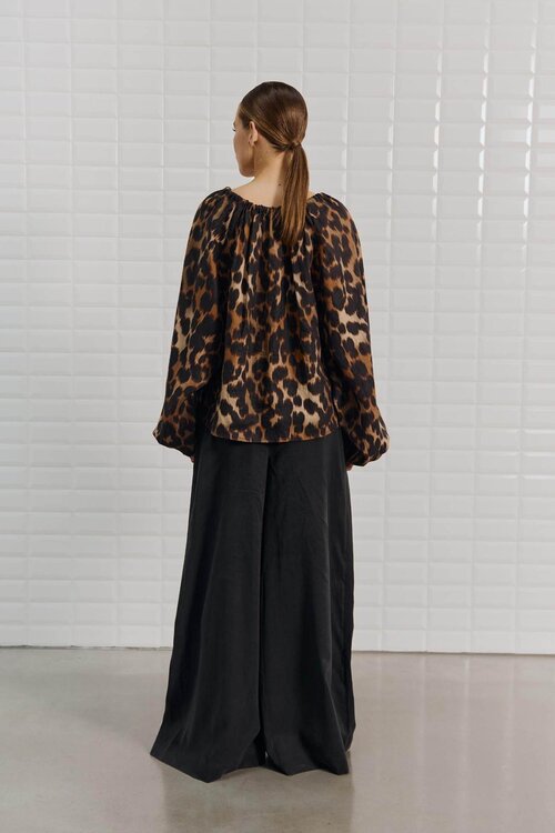 WITHBLACK Leopardenbluse