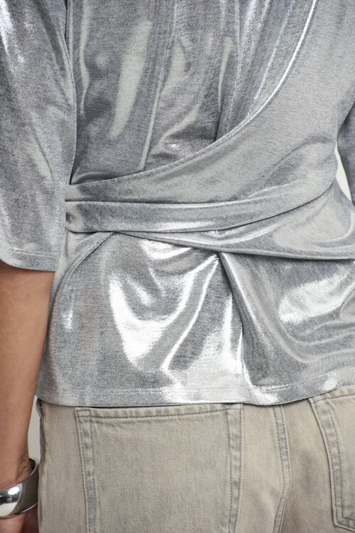 Dante 6 Silbernes Uxia Metallic Top