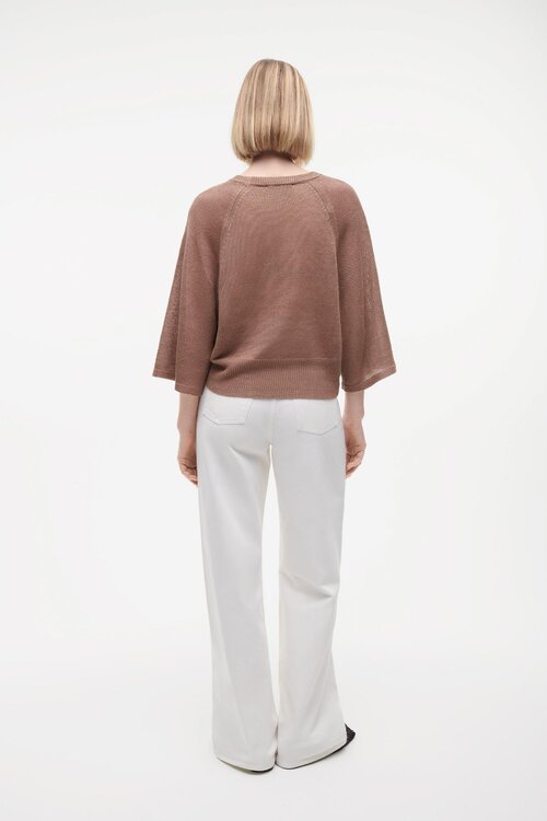 Studio AR by Arma Braune Marisol Leinenstrick