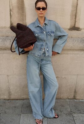 Club L'avenir Hellblaue Jeansjacke