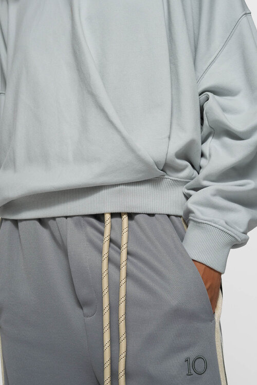 10Days Sauberer blauer Pullover Falten