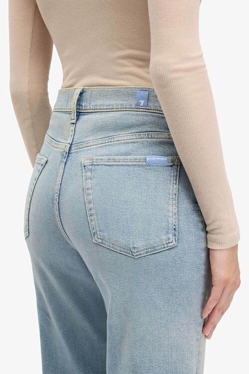 7 For All Mankind Hellblaue Jeans Moderner Dojo