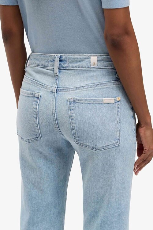 7 For All Mankind Light Blue Jeans Calie