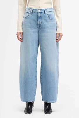 7 For All Mankind Light Blue Bonnie Curvilinear Seabreeze