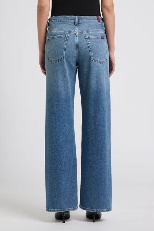 7 For All Mankind Blue Jeans Stovepipe