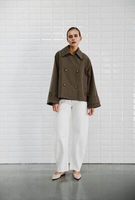 WITHBLACK Brauner kurzer Trenchcoat