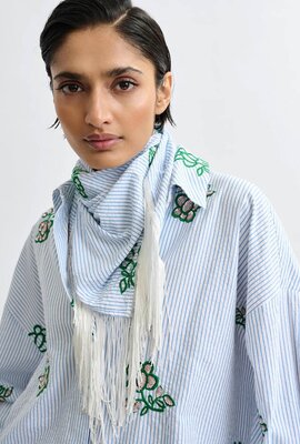 Essentiel Antwerp Blauer Schal