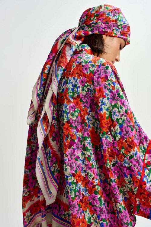 Essentiel Antwerp Blumenbluse