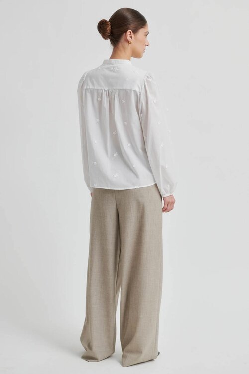 Second Female Weißes Civenna-Hemd