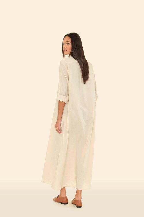 Xirena Champagner Kleid