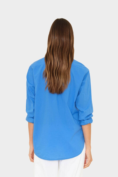 Xirena Blaue Bluse