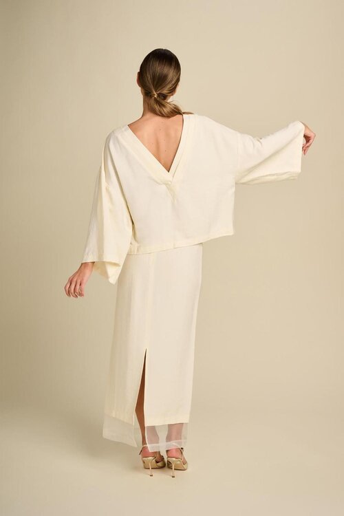 March23 Off White Bluse