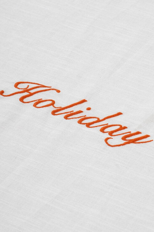 Anna & Nina Weiße Holiday Ruffle Tischdecke