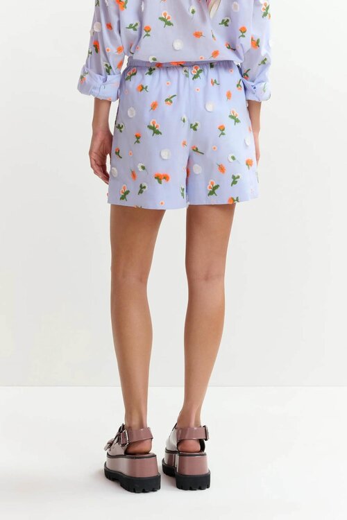 Essentiel Antwerp Hellblaue Shorts