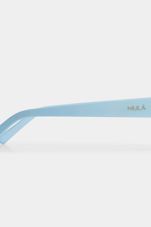 Nulá Hellblaue Sonnenbrille