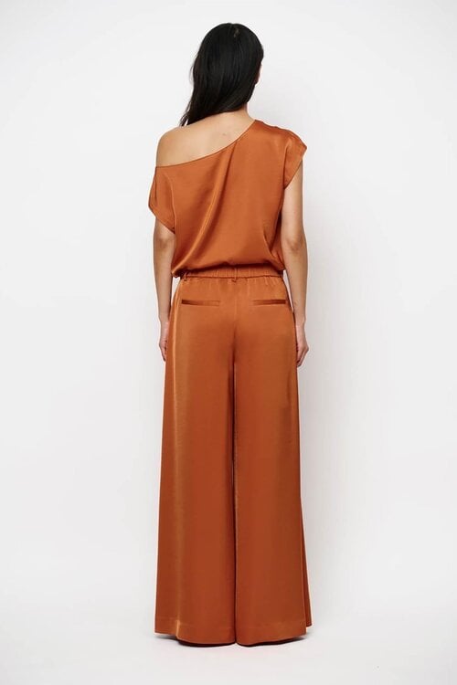Dante 6 Orange Roam Satin-Top mit fließendem Stoff