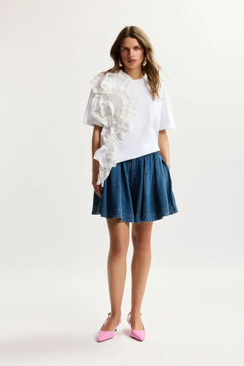 Essentiel Antwerp Weißes T-Shirt mit Blume