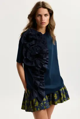 Essentiel Antwerp Marineblaues T-Shirt mit Blume