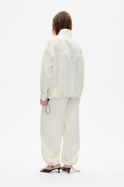 Baum Und Pferdgarten Off White Batina Jack