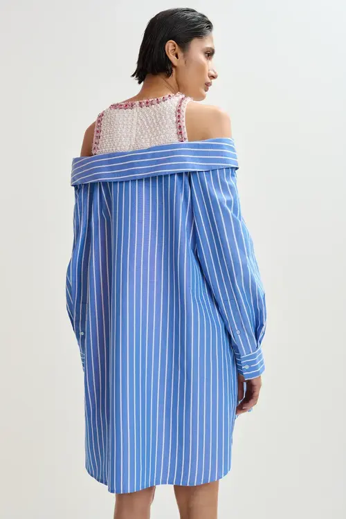 Essentiel Antwerp Blau/weiß gestreiftes Kleid