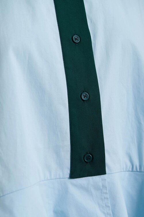 Essentiel Antwerp Bluse mit grünem Detail blau