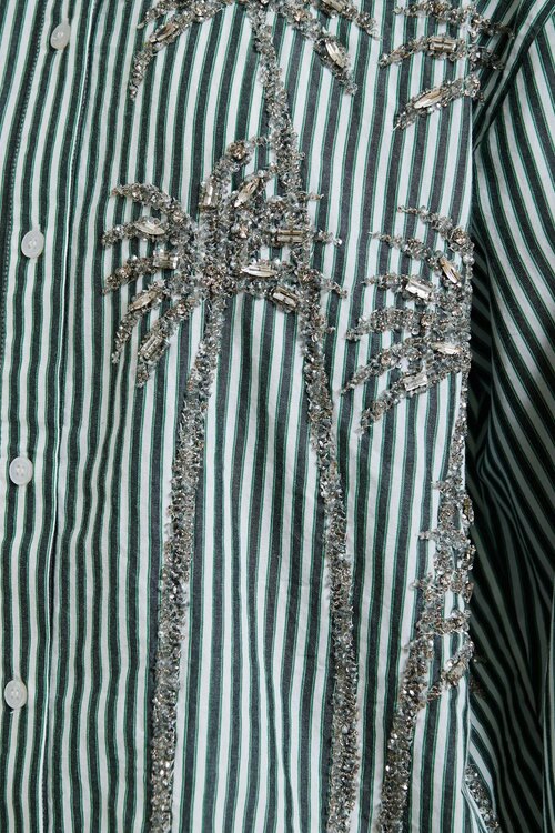 Essentiel Antwerp Gestreifte Bluse mit Pailletten in Grün