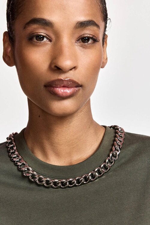 Essentiel Antwerp T-Shirt mit Kette Khaki