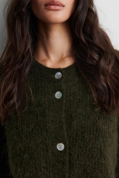 Second Female Olive Andrea Strickjacke