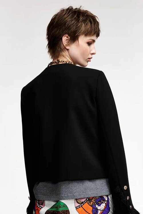 Essentiel Antwerp Kurze Jacke mit Fransen Schwarz