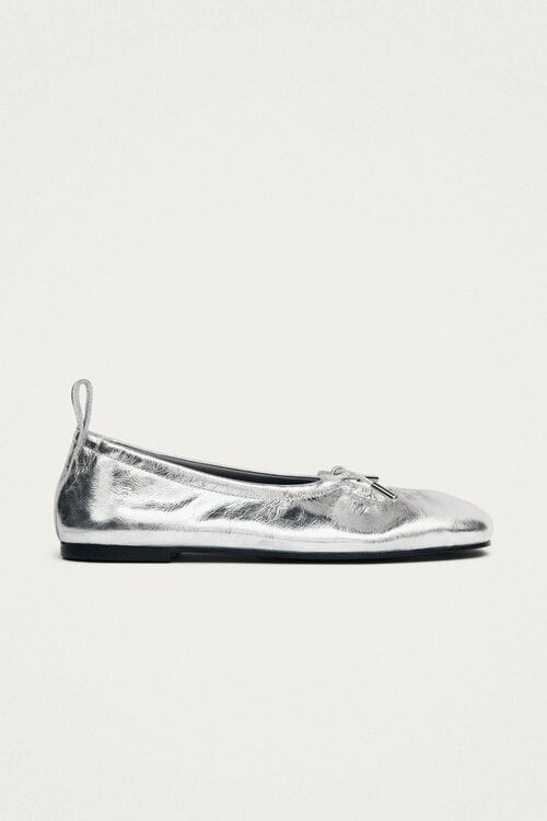 ALOHAS Silberne Rosalind Leder-Ballerinas