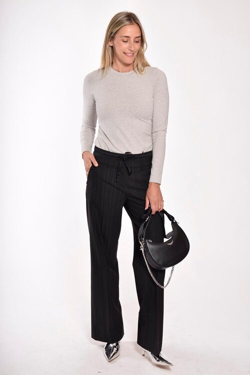 Neeve Crew-Neck Langarmshirt