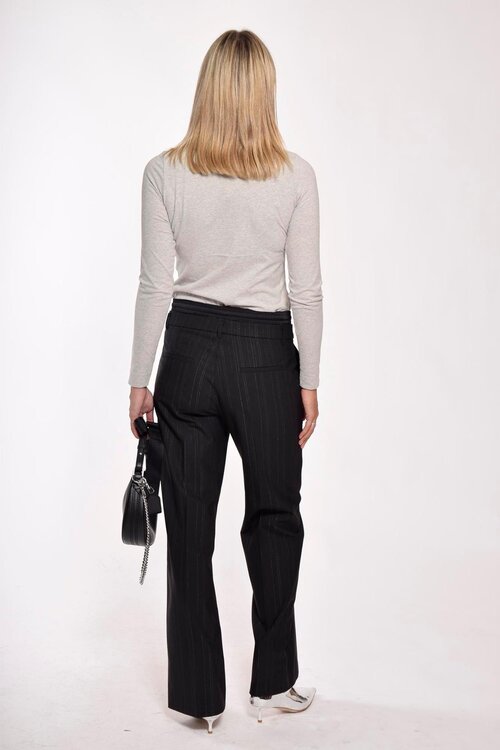 Neeve Crew-Neck Langarmshirt