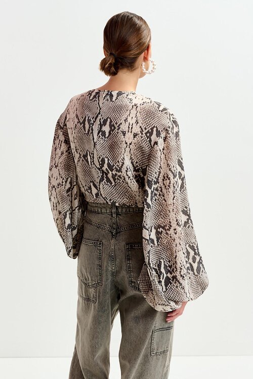 Essentiel Antwerp Ballonärmelbluse