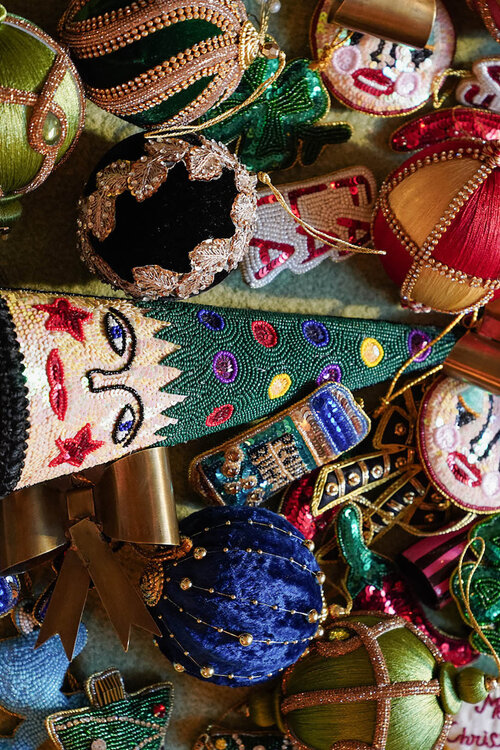 Anna & Nina Goldener Glanz-Ornament
