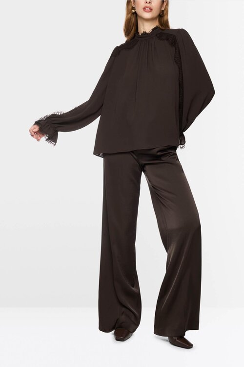Marc Cain Geschmeidige Bluse mit Spitze braun
