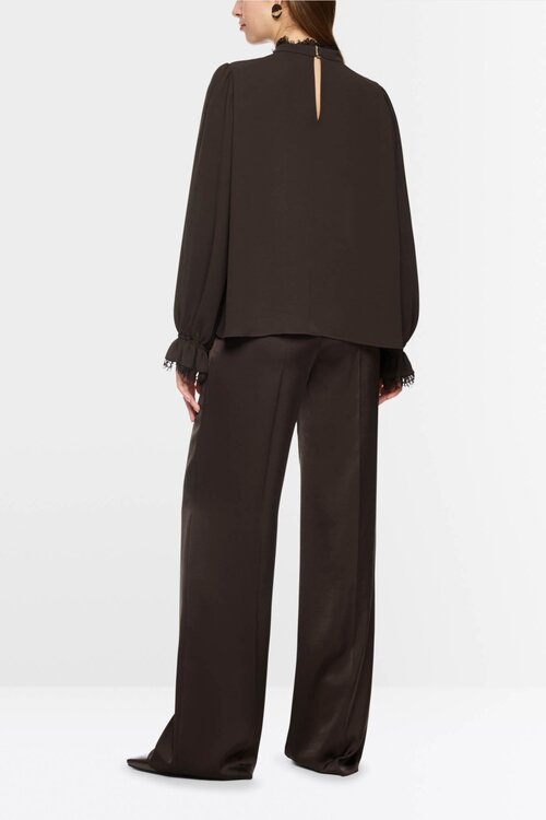 Marc Cain Geschmeidige Bluse mit Spitze braun