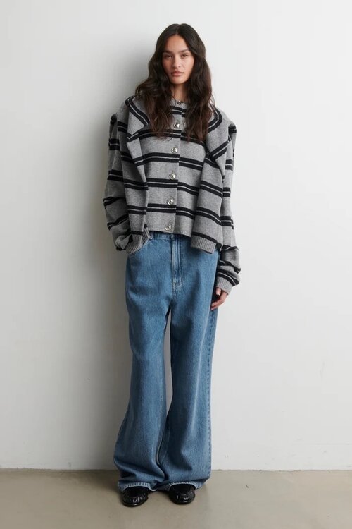 Second Female Alphline Cardigan grau
