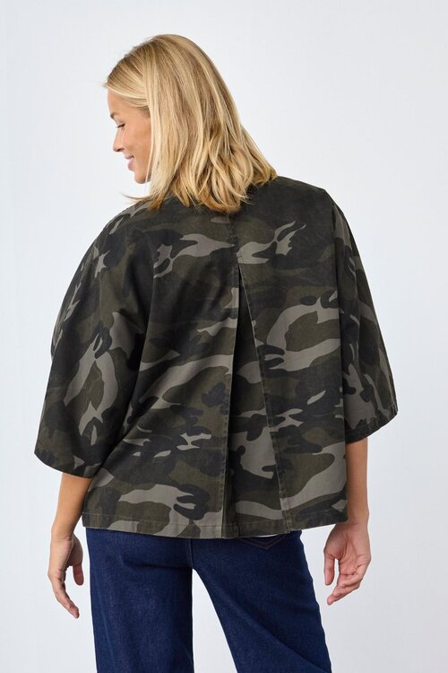 Sister Point Jacke Camouflage Khaki