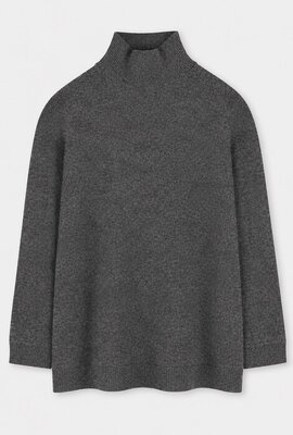 L'Ame de Julie Lou gestrickter langer Rollkragenpullover